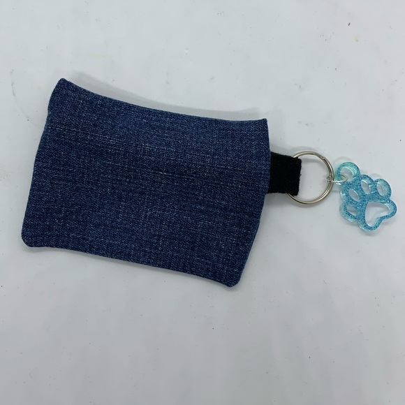 Dog Waste Keychain Poop Bag Carrier Holder Plus 1 Roll Greener Walker Bags - Picture 5 of 12